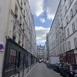 Tour Eiffel Apartment